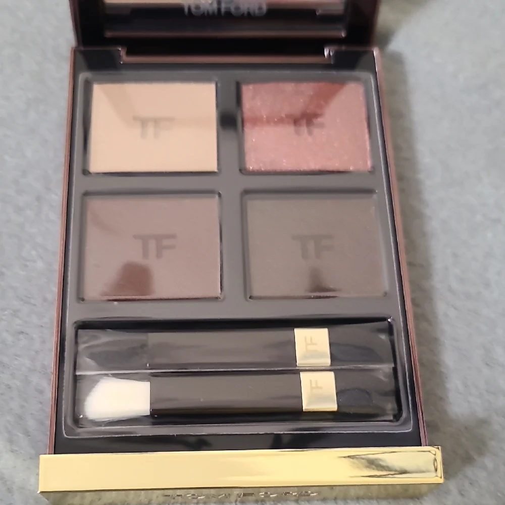 Tom Ford Eye Color Quad Eye Shadow Palette 46 Ember Bronze .18oz/5.2g NEW IN BOX